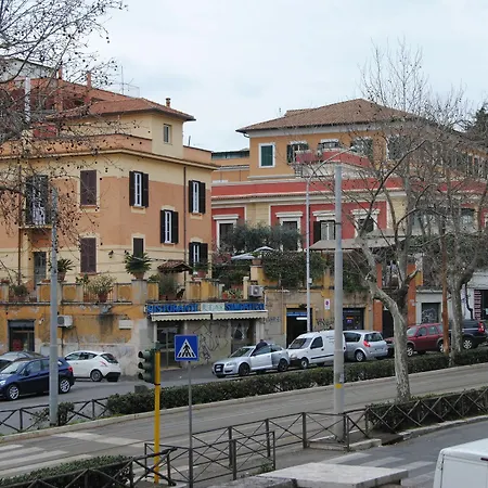 Oda ve Kahvaltı San Cirillo *