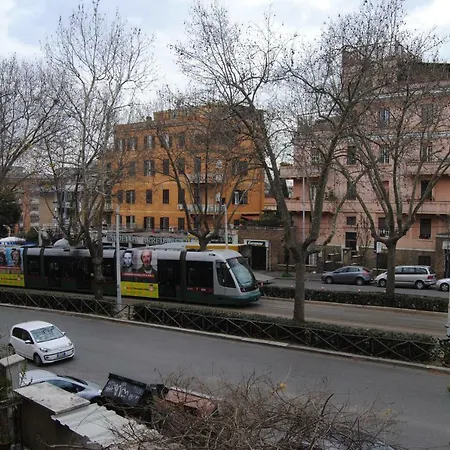 Oda ve Kahvaltı San Cirillo *