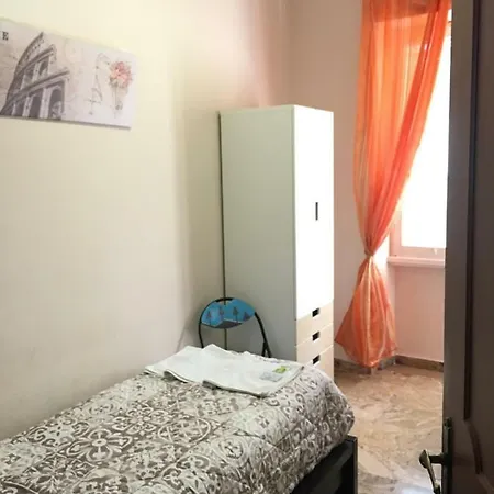 San Cirillo Oda ve Kahvaltı Roma